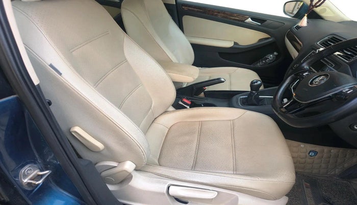 2015 Volkswagen Jetta COMFORTLINE TDI, Diesel, Manual, 1,20,938 km, interior