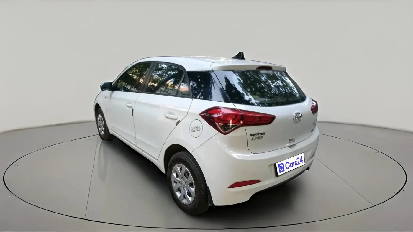 2017 Hyundai Elite i20 SPORTZ 1.4 CRDI, Diesel, Manual, 1,12,419 km, exterior