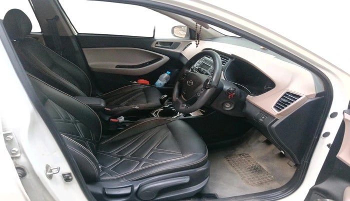 2017 Hyundai Elite i20 SPORTZ 1.4 CRDI, Diesel, Manual, 1,12,419 km, interior
