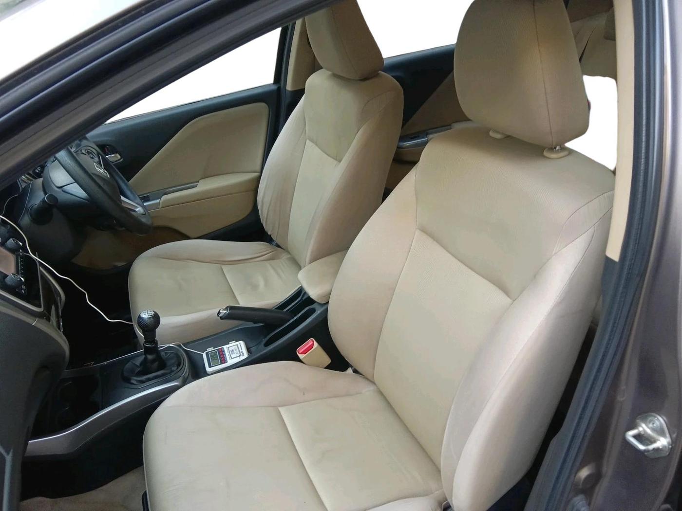 2015 Honda City 1.5L I-VTEC V MT, Petrol, Manual, 66,000 km, interior