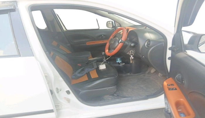 2017 Nissan Micra Active XL, CNG, Manual, 1,35,397 km, interior