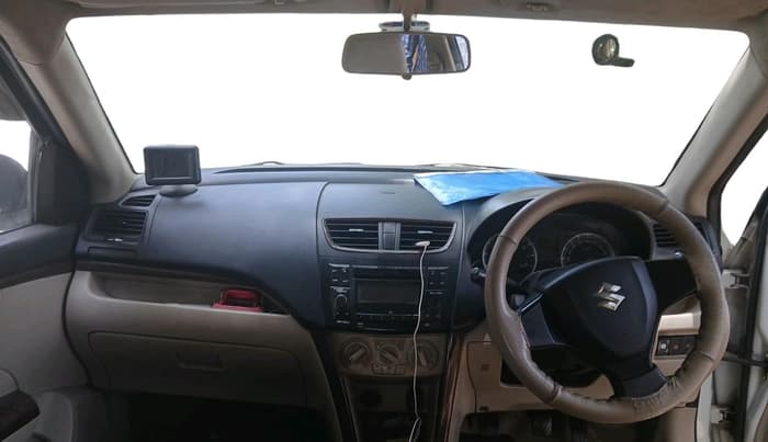 2016 Maruti Swift Dzire VXI, CNG, Manual, 1,25,580 km, interior