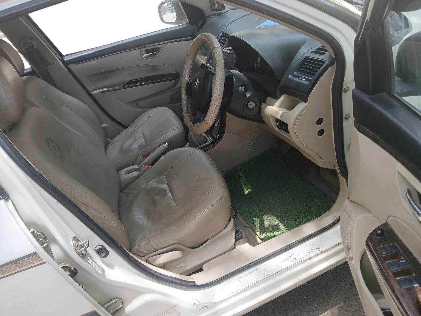 2016 Maruti Swift Dzire VXI, CNG, Manual, 1,25,580 km, interior