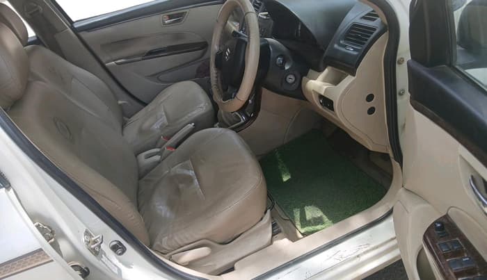 2016 Maruti Swift Dzire VXI, CNG, Manual, 1,25,580 km, interior