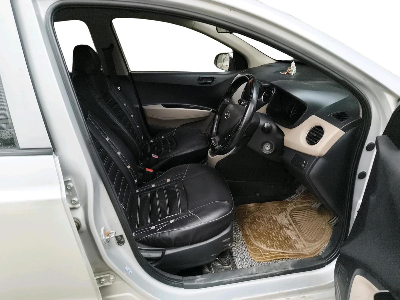 2017 Hyundai Grand i10 MAGNA 1.2 KAPPA VTVT, Petrol, Manual, 74,770 km, interior