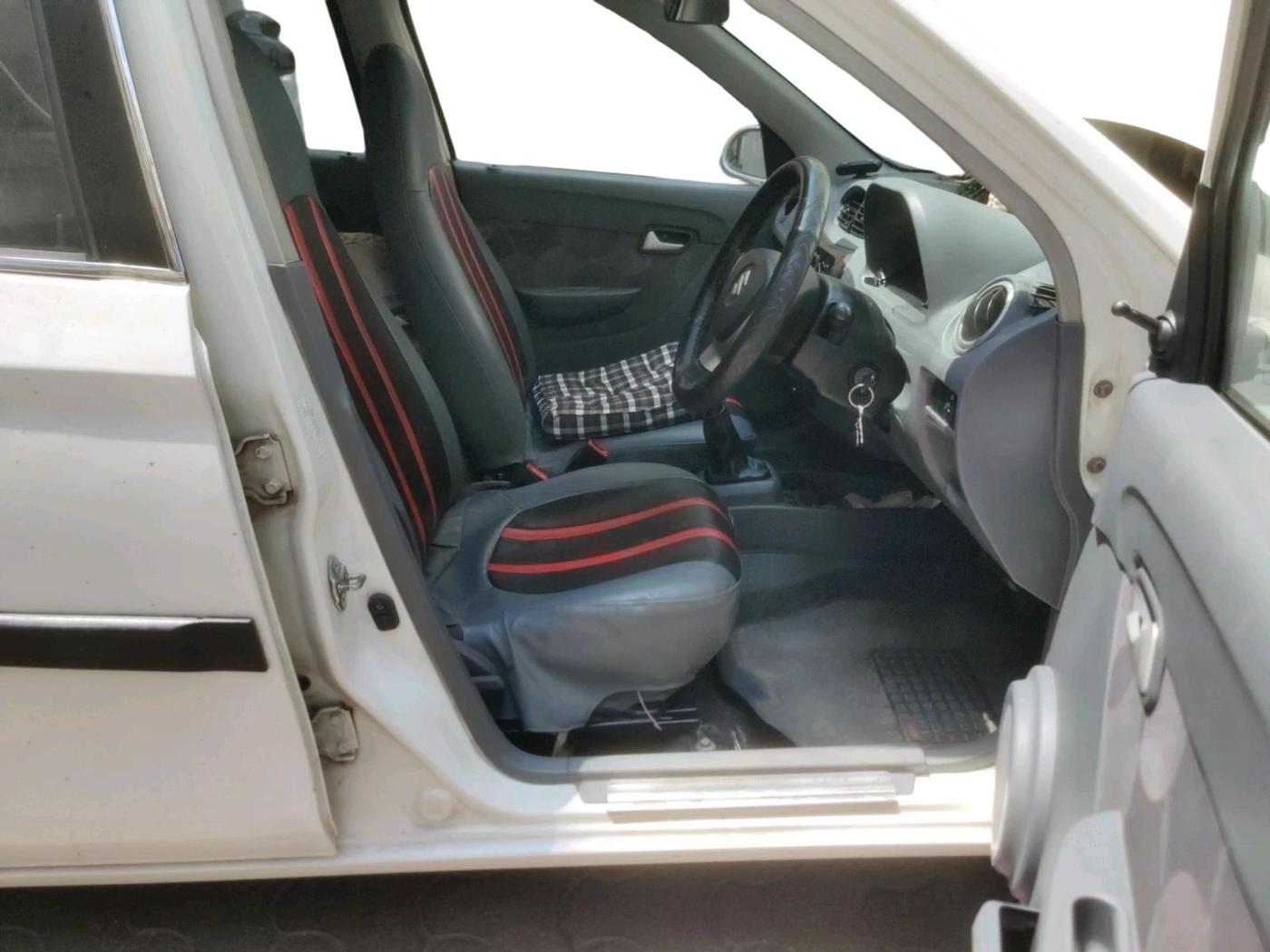 2013 Maruti Alto 800 LXI, Petrol, Manual, 64,445 km, interior