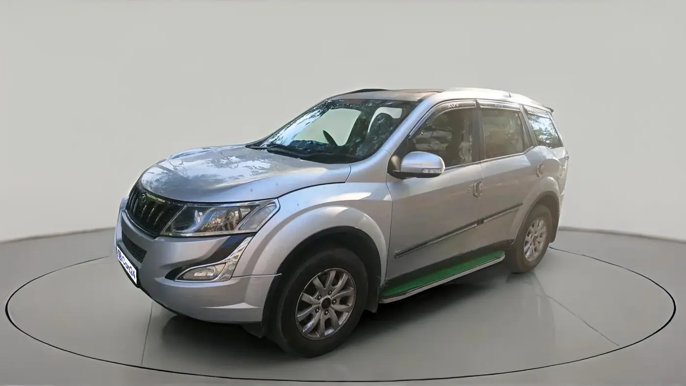 2015 Mahindra XUV500 W10, Diesel, Manual, 1,13,245 km, exterior
