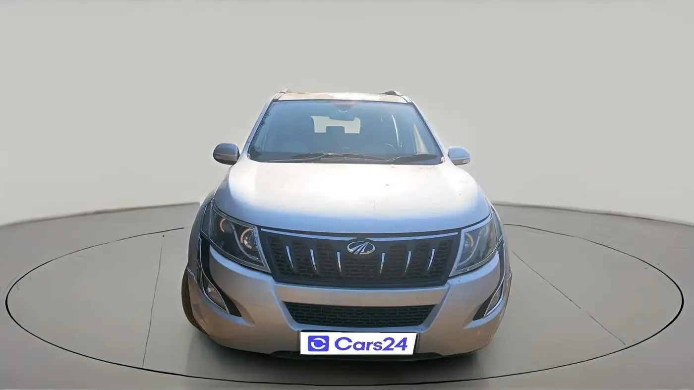 2015 Mahindra XUV500 W10, Diesel, Manual, 1,13,245 km, exterior