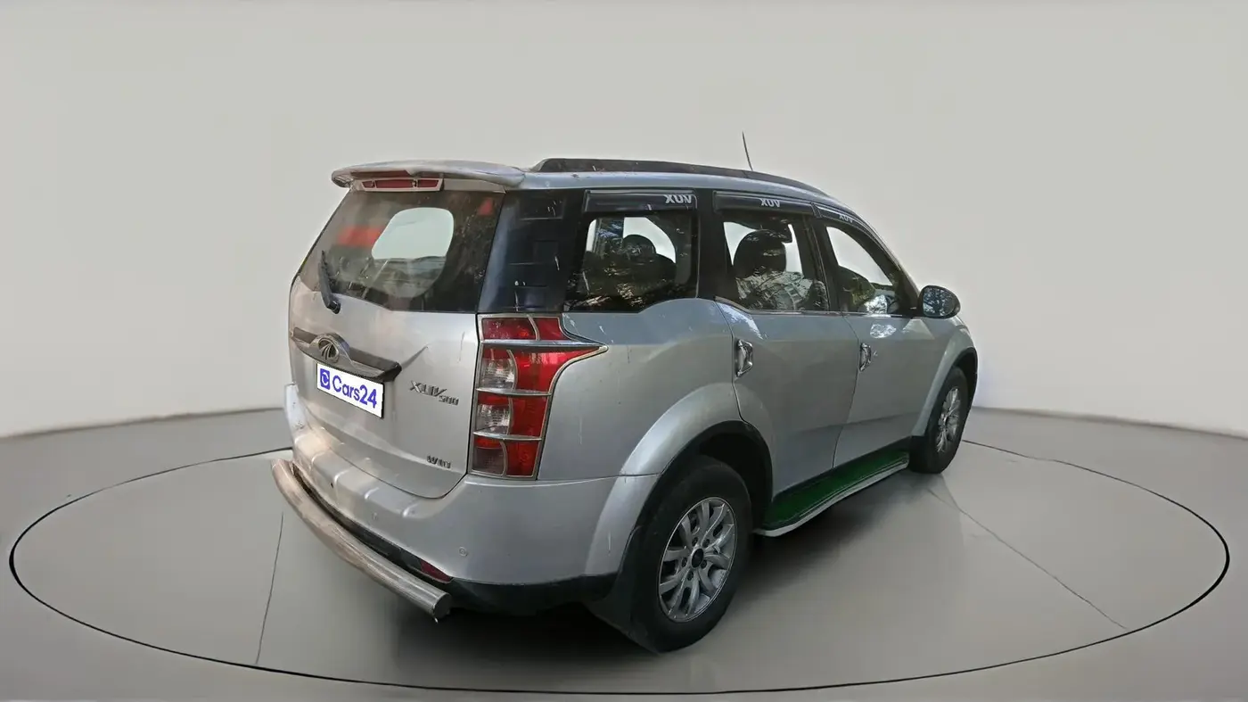 2015 Mahindra XUV500 W10, Diesel, Manual, 1,13,245 km, exterior