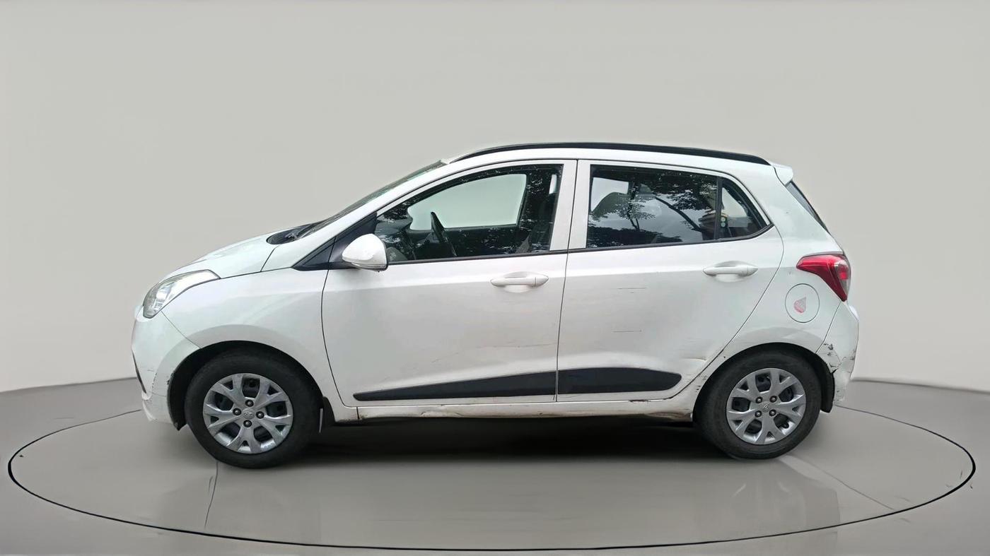 2016 Hyundai Grand i10 SPORTZ 1.2 KAPPA VTVT, CNG, Manual, 1,42,385 km, exterior
