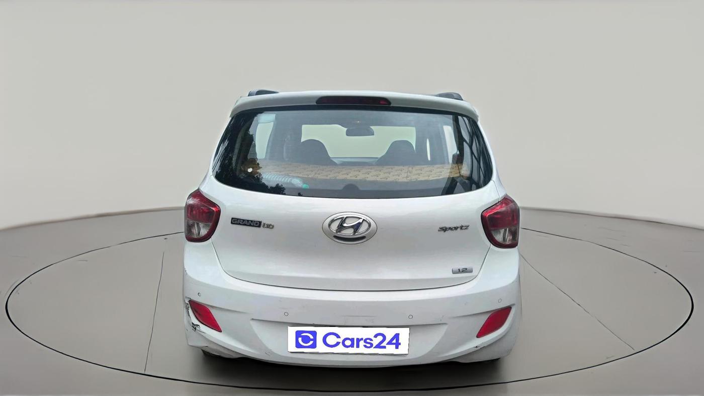 2016 Hyundai Grand i10 SPORTZ 1.2 KAPPA VTVT, CNG, Manual, 1,42,385 km, exterior