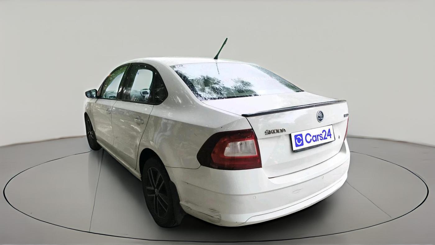 2017 Skoda Rapid STYLE 1.5 TDI AT, Diesel, Automatic, 88,125 km, exterior