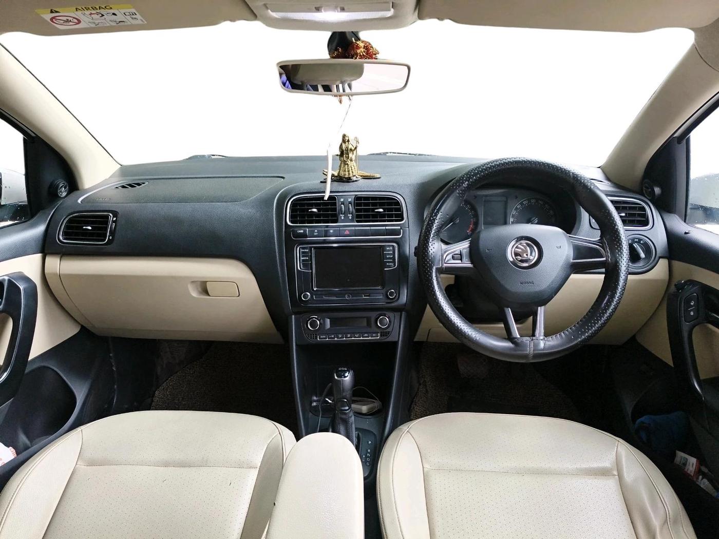 2017 Skoda Rapid STYLE 1.5 TDI AT, Diesel, Automatic, 88,125 km, interior