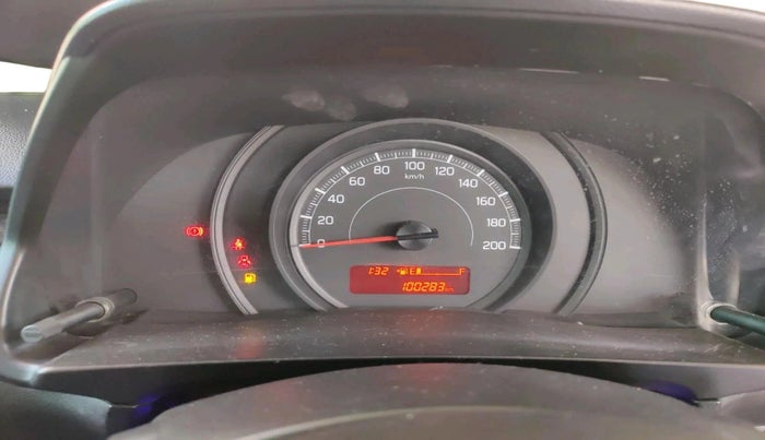 2019 Maruti Swift LXI, CNG, Manual, 1,00,283 km, interior