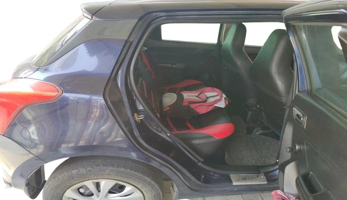 2019 Maruti Swift LXI, CNG, Manual, 1,00,283 km, interior