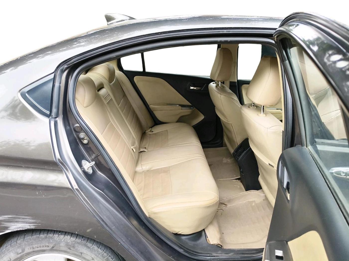 2015 Honda City 1.5L I-VTEC VX CVT, CNG, Automatic, 91,697 km, interior