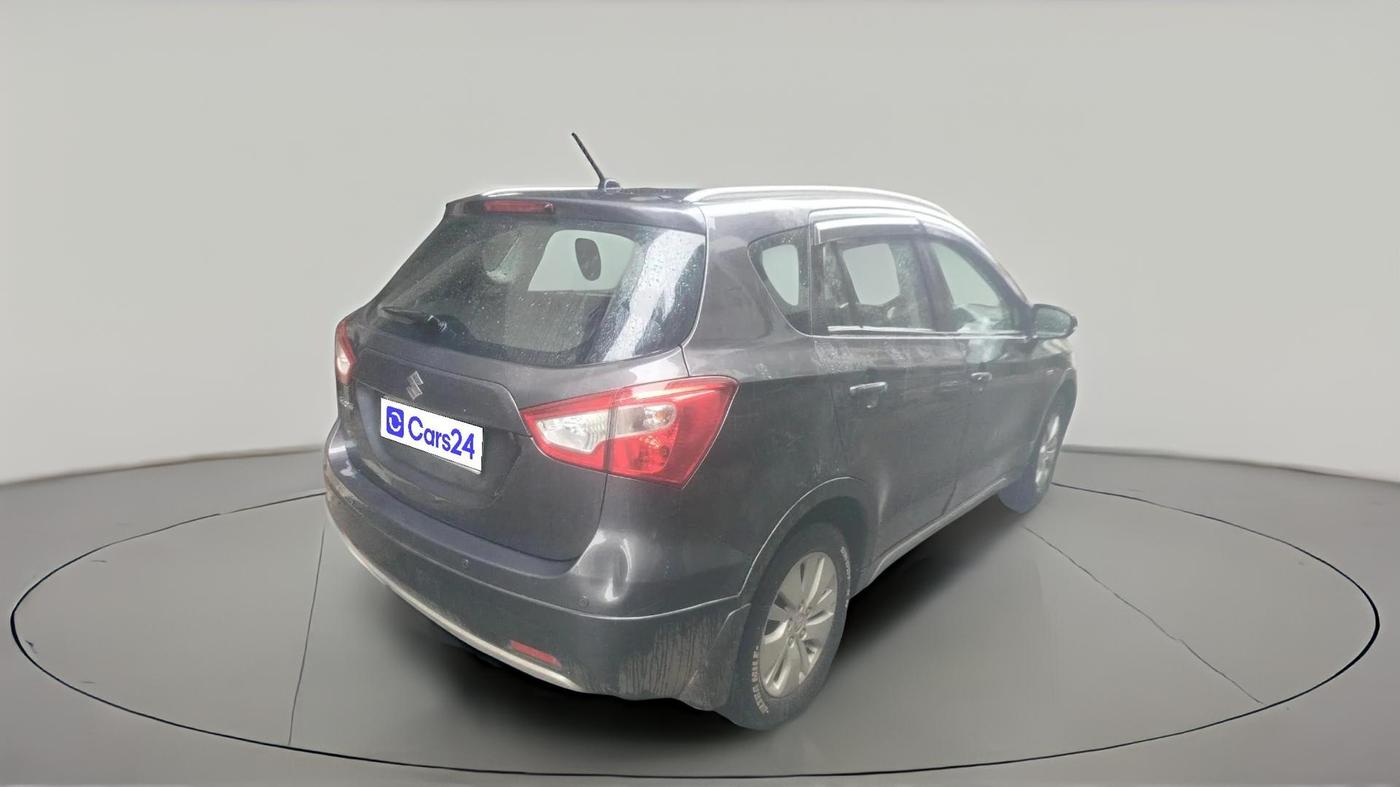 2015 Maruti S Cross ALPHA 1.6, Diesel, Manual, 1,83,813 km, exterior