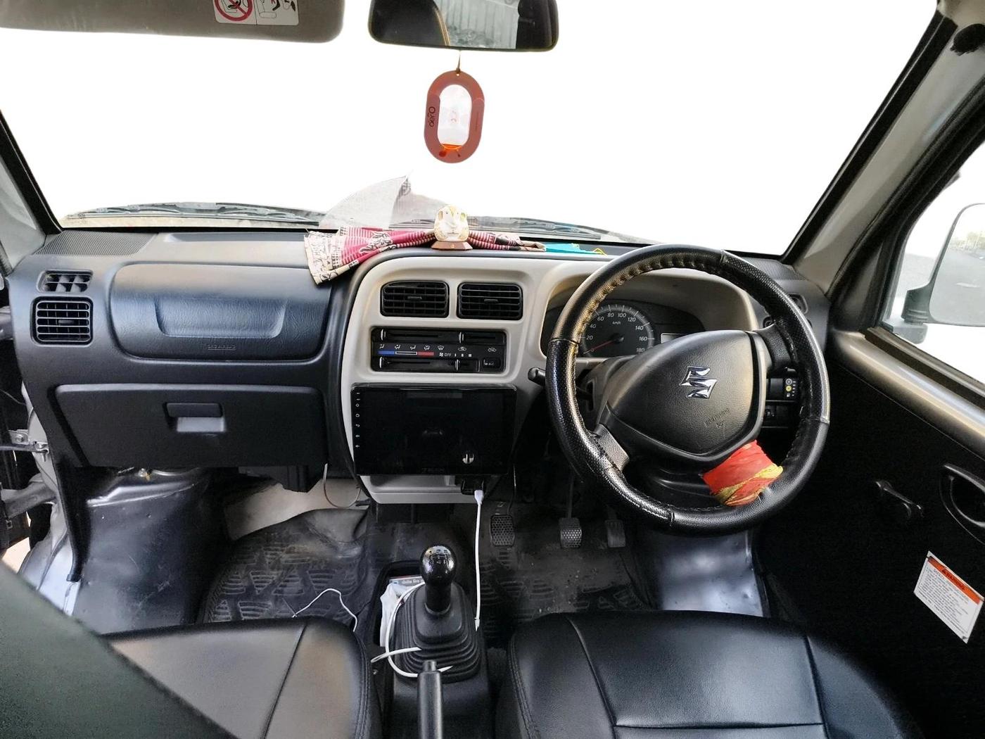 2022 Maruti Eeco 5 STR AC CNG (O), CNG, Manual, 41,348 km, interior
