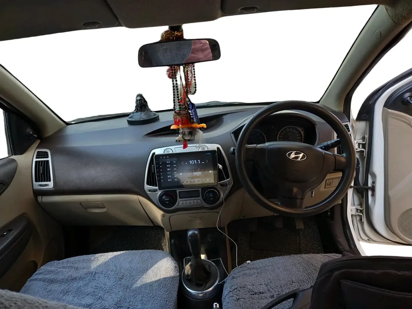 2011 Hyundai i20 MAGNA 1.4 CRDI, Diesel, Manual, 95,460 km, interior