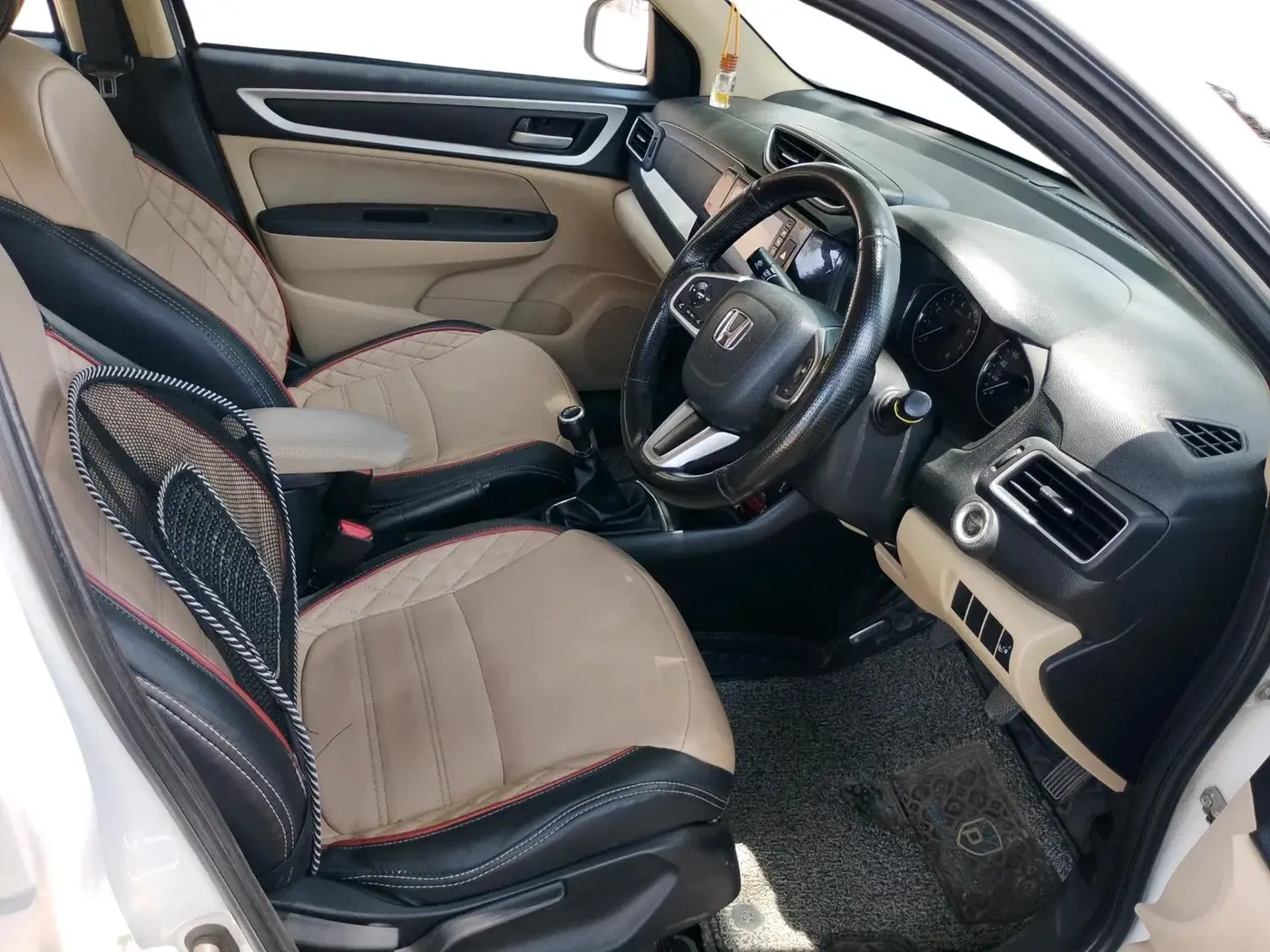 2022 Honda Amaze 1.2L I-VTEC VX, CNG, Manual, 87,290 km, interior