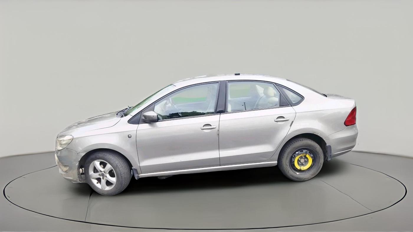 2014 Skoda Rapid ELEGANCE 1.6 TDI CR MT, Diesel, Manual, 1,49,501 km, exterior