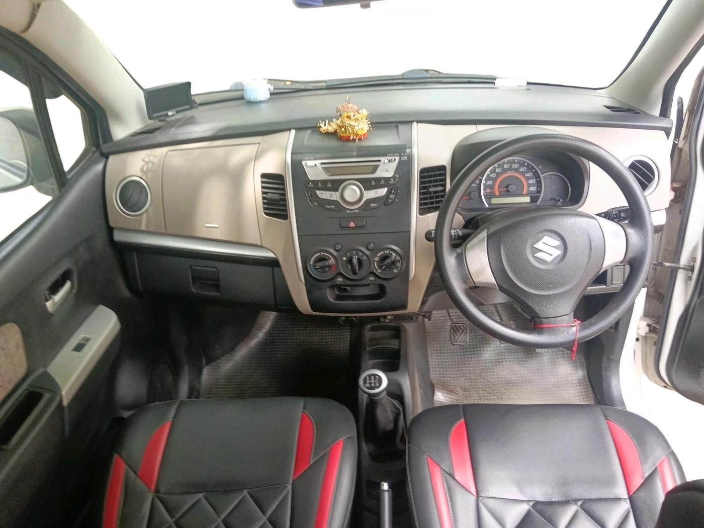 2014 Maruti Wagon R 1.0 VXI, CNG, Manual, 79,045 km, interior