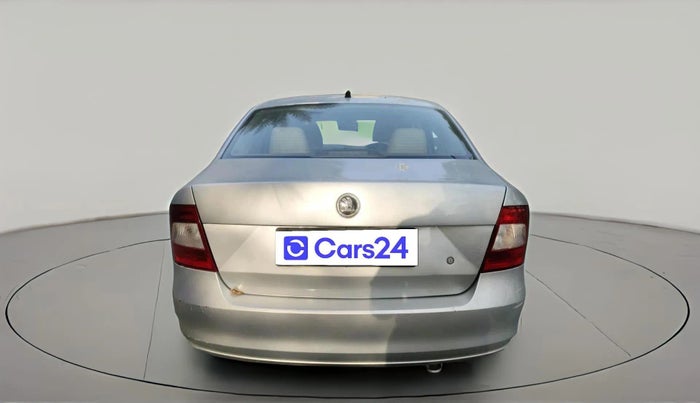 2015 Skoda Rapid 1.5 TDI CR ELEGANCE AT, Diesel, Automatic, 1,34,082 km, exterior