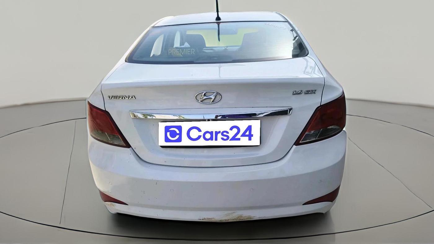 2015 Hyundai Verna FLUIDIC 1.6 CRDI SX 4S, Diesel, Manual, 89,758 km, exterior