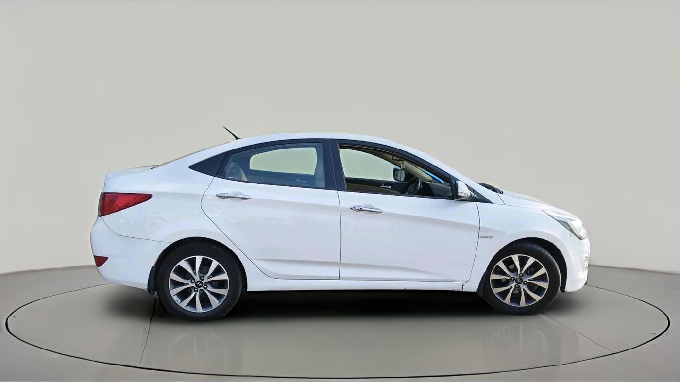 2015 Hyundai Verna FLUIDIC 1.6 CRDI SX 4S, Diesel, Manual, 89,758 km, exterior