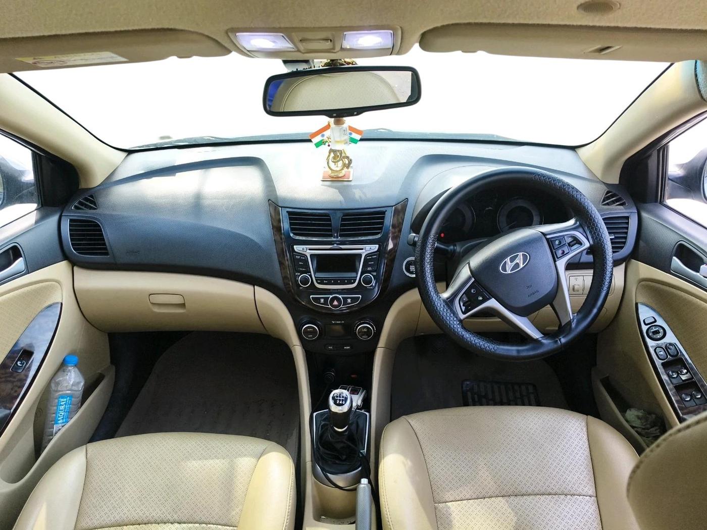 2015 Hyundai Verna FLUIDIC 1.6 CRDI SX 4S, Diesel, Manual, 89,758 km, interior