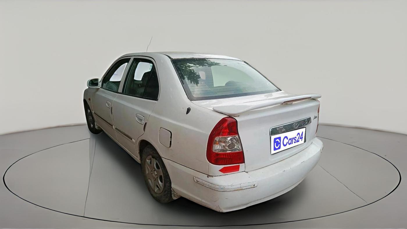 2011 Hyundai Accent GLE, CNG, Manual, 1,27,434 km, exterior