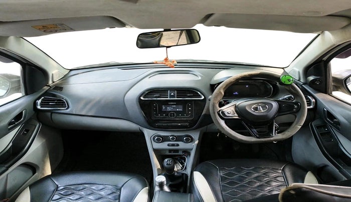 2022 Tata Tiago XT CNG, CNG, Manual, 65,753 km, interior