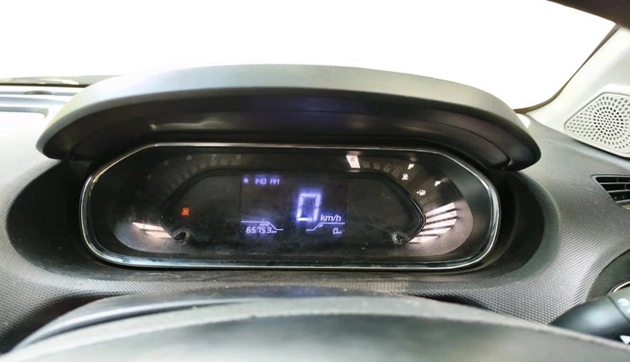 2022 Tata Tiago XT CNG, CNG, Manual, 65,753 km, interior