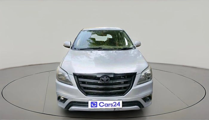 2014 Toyota Innova 2.5 VX 8 STR, Diesel, Manual, 1,83,921 km, exterior