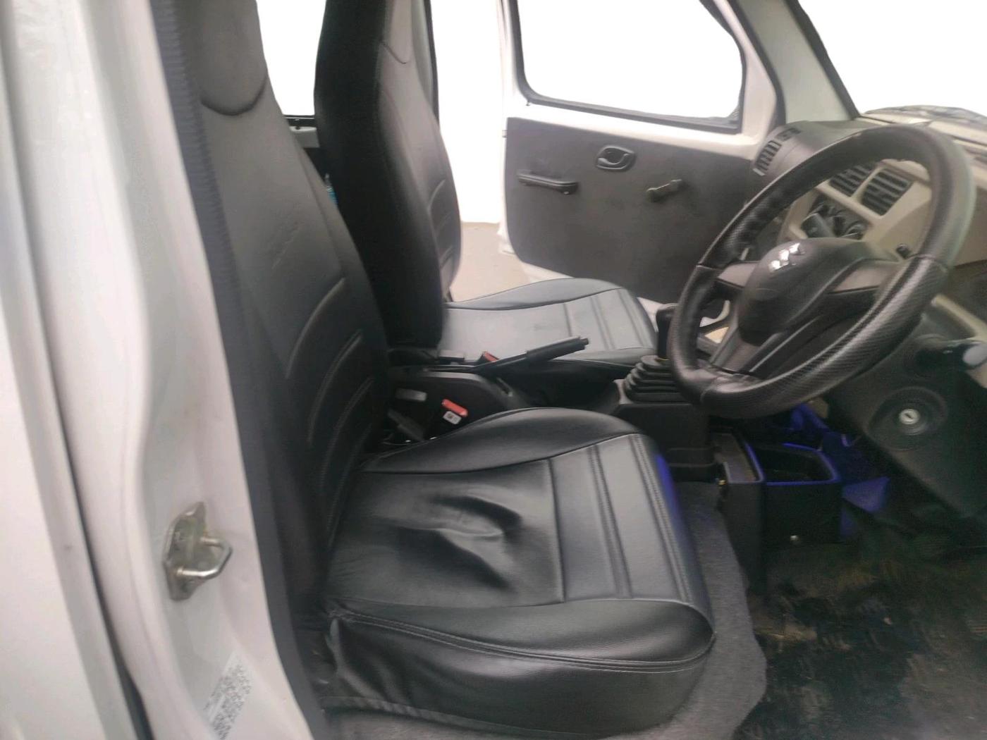 2024 Maruti Eeco 5 Str Ac CNG (O) , CNG, Manual, 12,247 km, interior