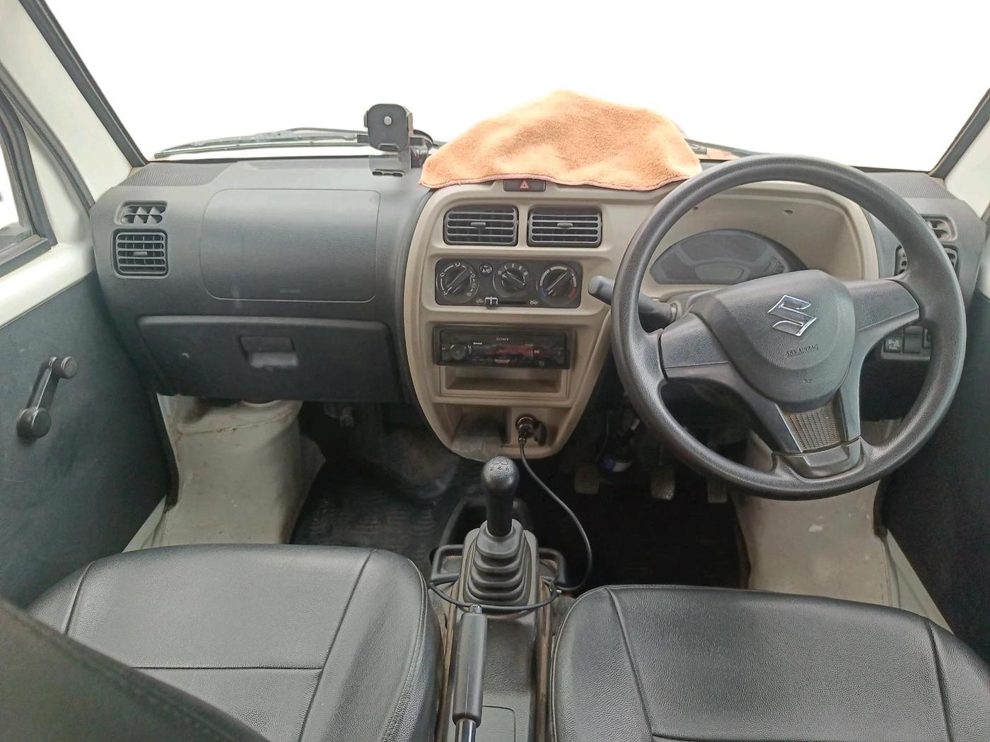 2024 Maruti Eeco 5 STR AC CNG, CNG, Manual, 46,044 km, interior