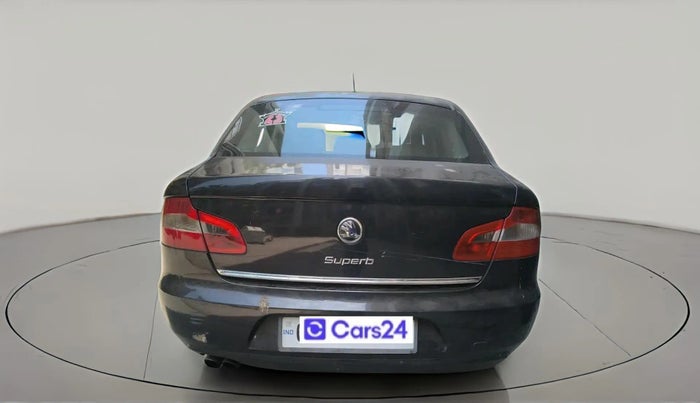 2011 Skoda Superb ELEGANCE 2.0 TDI CR AT, Diesel, Automatic, 1,35,174 km, exterior