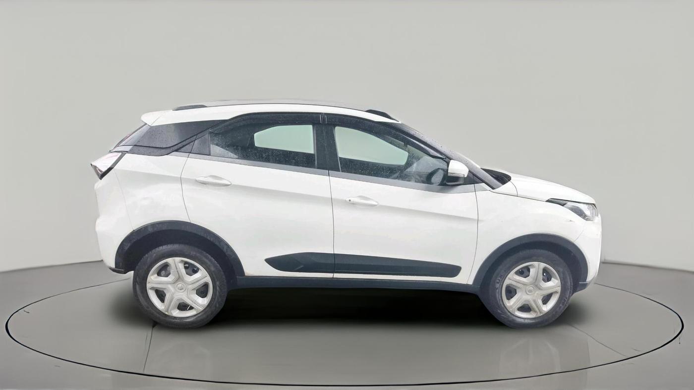 2020 Tata NEXON XM DIESEL, Diesel, Manual, 84,997 km, exterior