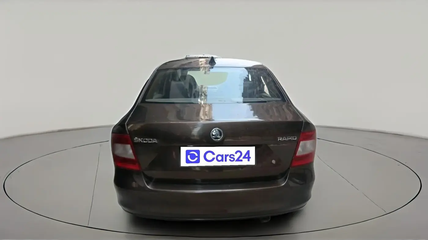 2015 Skoda Rapid 1.5 TDI CR ELEGANCE AT, Diesel, Automatic, 1,20,213 km, exterior