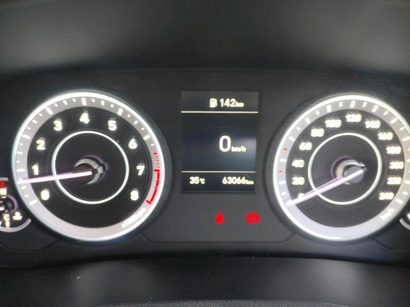 2023 Hyundai Creta EX 1.5 PETROL, Petrol, Manual, 63,066 km, interior