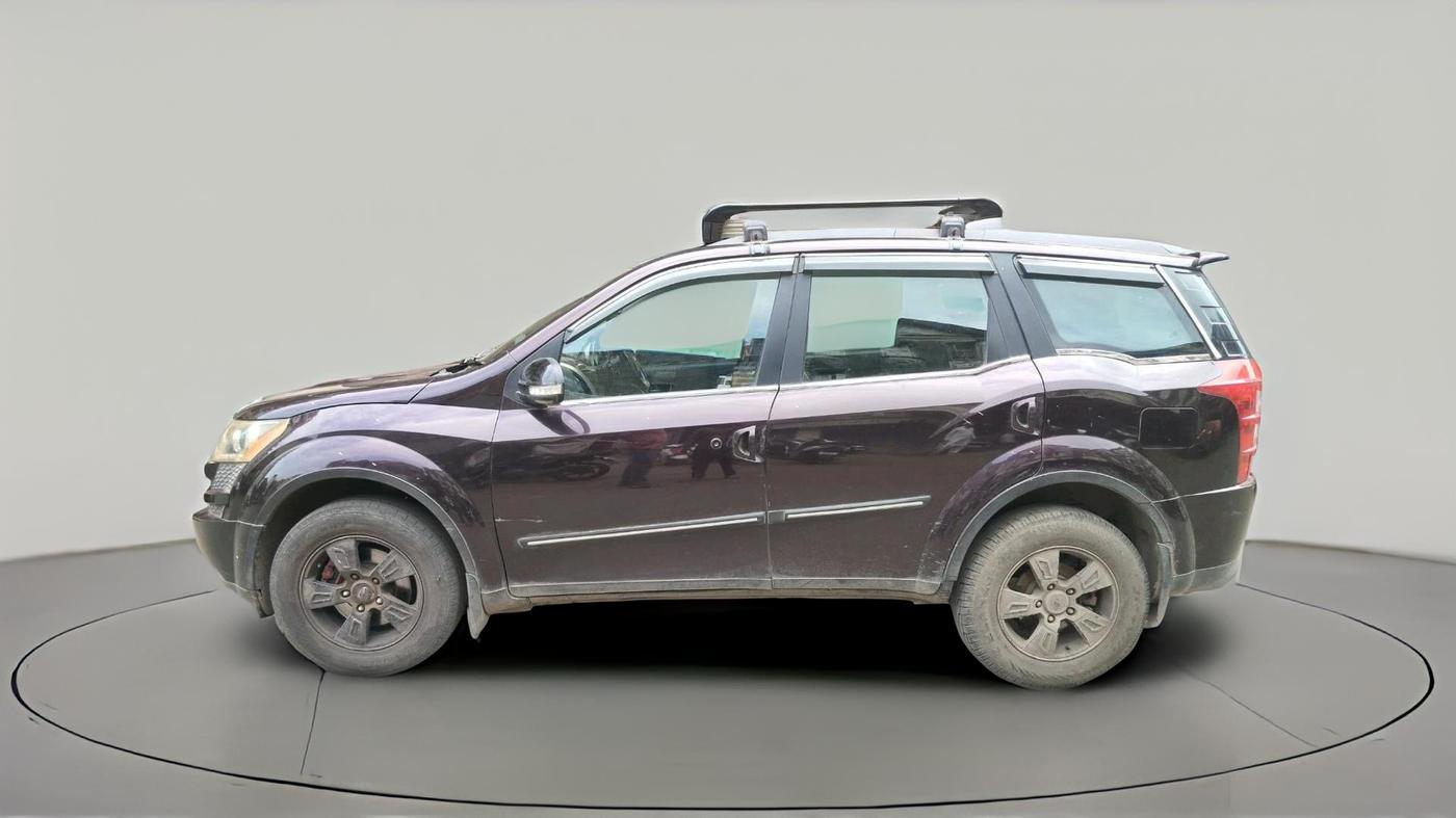 2013 Mahindra XUV500 W8, Diesel, Manual, 96,342 km, exterior