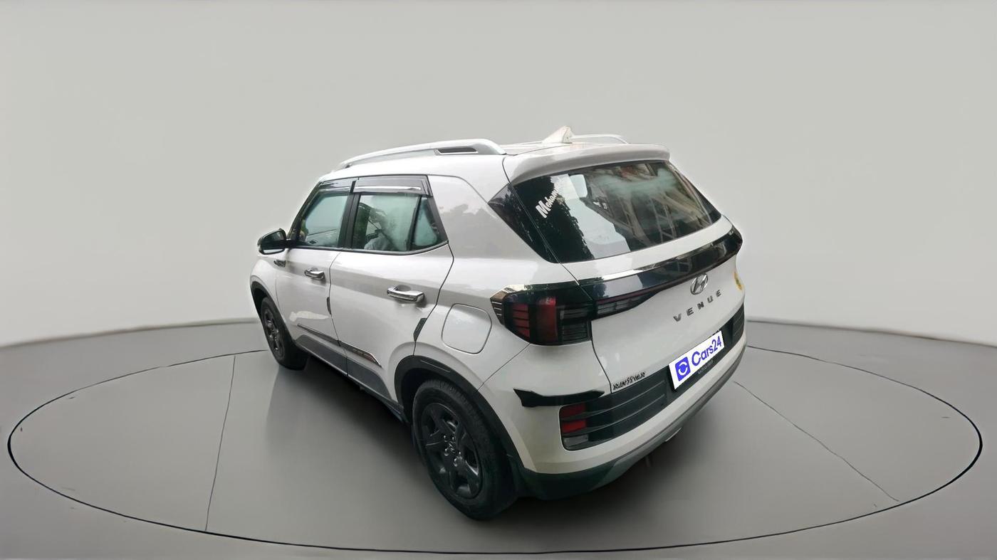2024 Hyundai VENUE S (O) Plus 1.2 Petrol , Petrol, Manual, 20,067 km, exterior