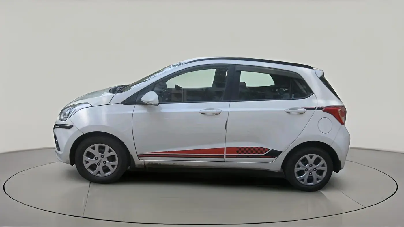 2016 Hyundai Grand i10 SPORTZ 1.2 KAPPA VTVT, Petrol, Manual, 64,399 km, exterior