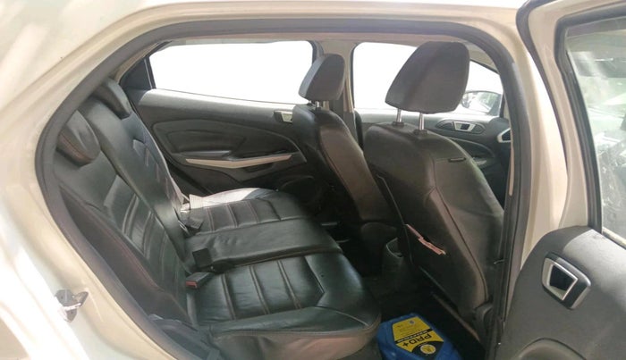 2014 Ford Ecosport TITANIUM 1.5L DIESEL, Diesel, Manual, 1,38,987 km, interior