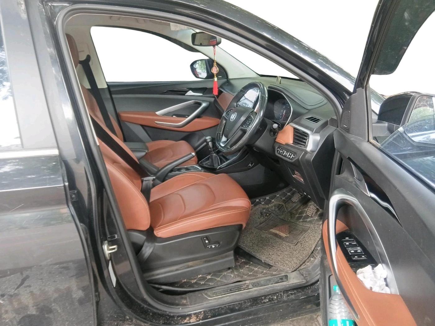 2021 MG HECTOR PLUS SHARP 2.0 DIESEL TURBO MT 6-STR, Diesel, Manual, 33,766 km, interior