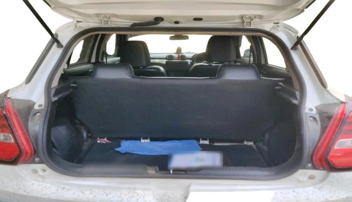 2022 Maruti Swift VXI, Petrol, Manual, 1,41,509 km, exterior