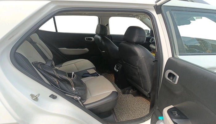 2022 Hyundai VENUE SX 1.2 PETROL, Petrol, Manual, 23,241 km, interior