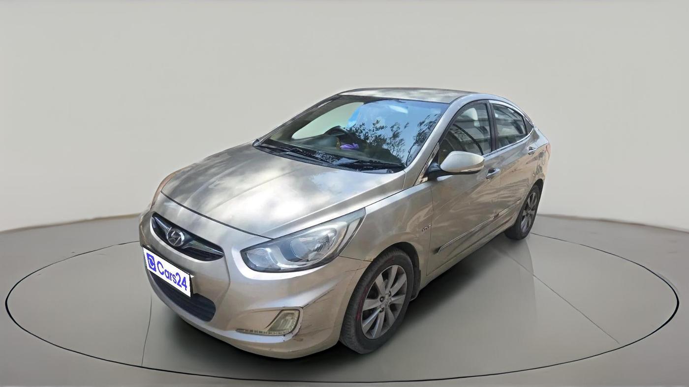 2014 Hyundai Verna FLUIDIC 1.6 VTVT SX, Petrol, Manual, 73,360 km, exterior