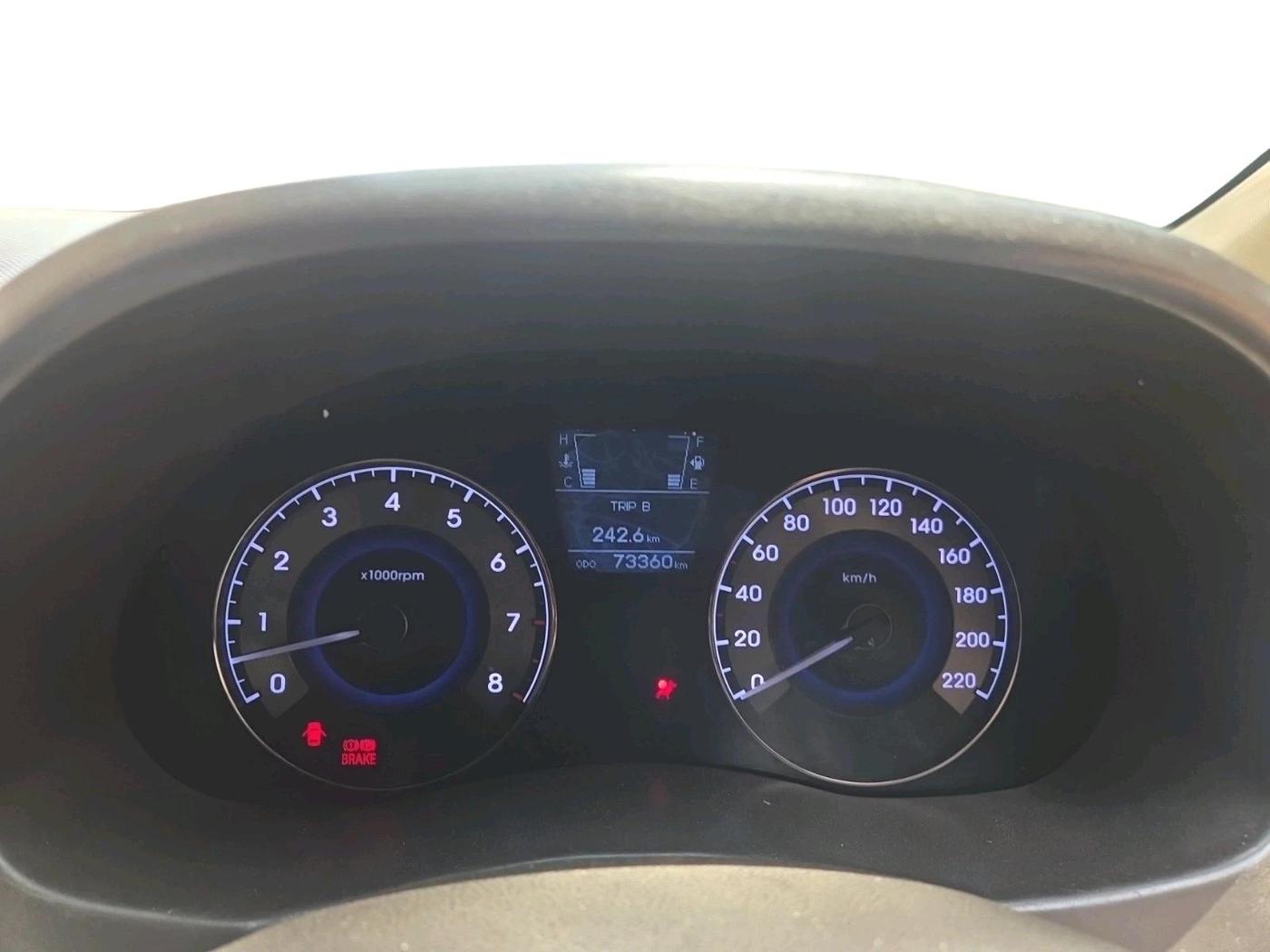 2014 Hyundai Verna FLUIDIC 1.6 VTVT SX, Petrol, Manual, 73,360 km, interior