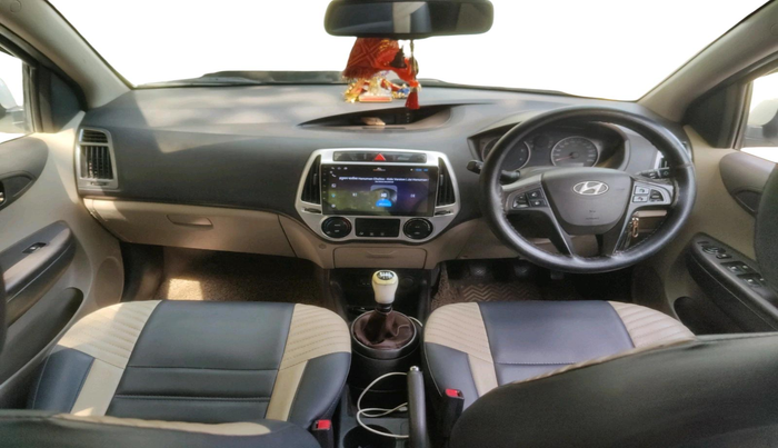 2013 Hyundai i20 SPORTZ 1.4 CRDI, Diesel, Manual, 77,634 km, interior